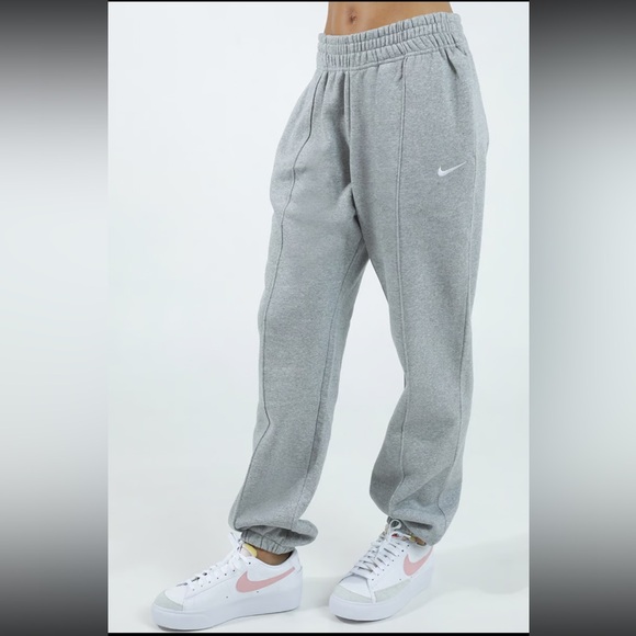 Nike Sportswear Essential Fleece Phoenix Loose Fit Pants - Picture 5 of 7